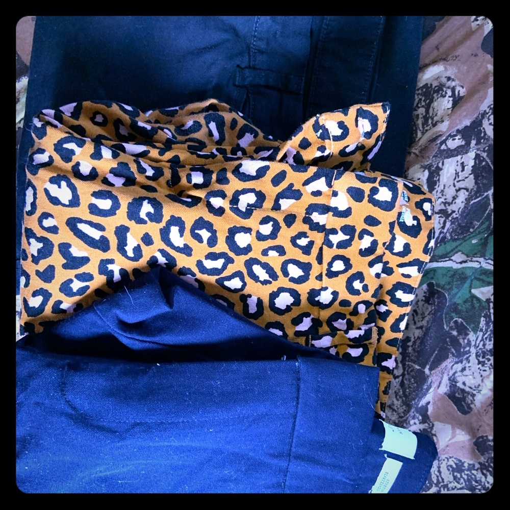 Old Navy Pixie crop pant
